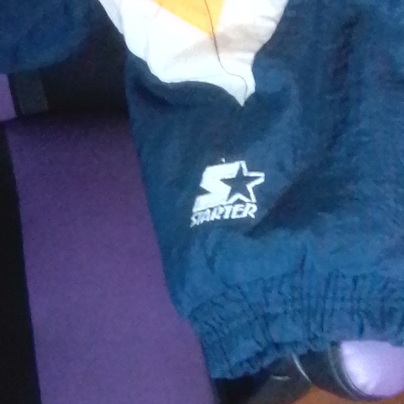 Vintage 2XL starter puffer jacket Notre Dame patches on both sleeves and breast - Picture 9 of 9